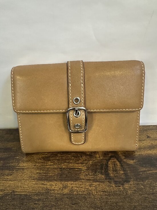 Coach Handbags - Coach Soho Buckle Trifold Wallet Saddle Brown Leather Deep Red Inner Vintage Y2K